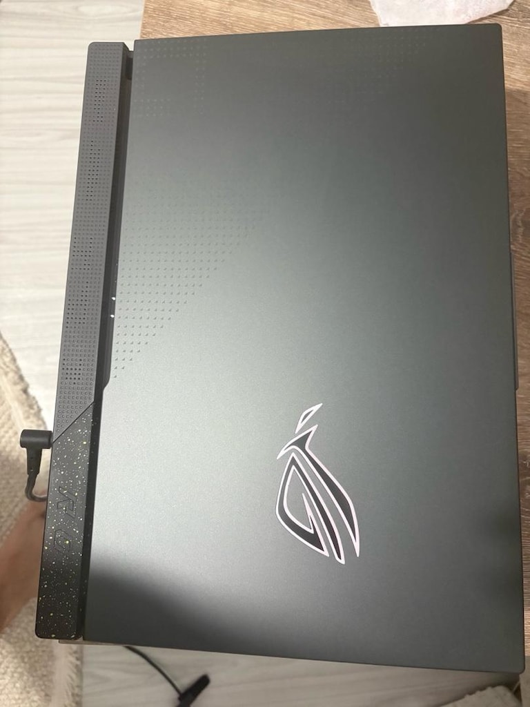 Asus Rog G17 rtx4070 amd 9 oyuncu laptopu - 2