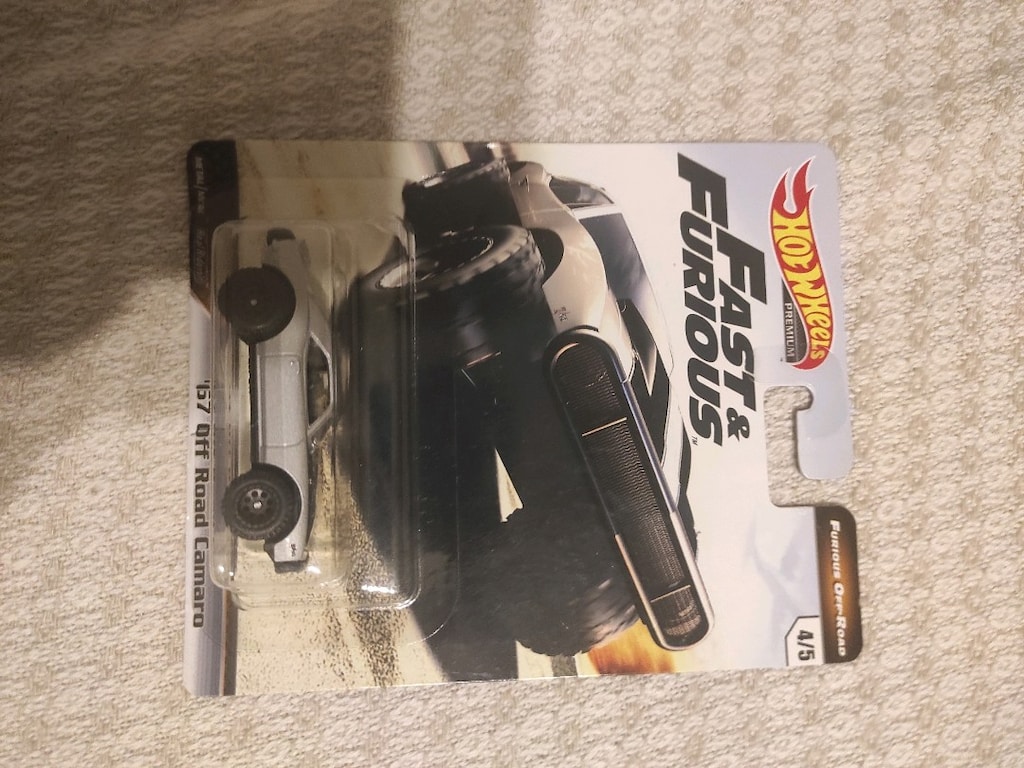 Hot wheels - 4