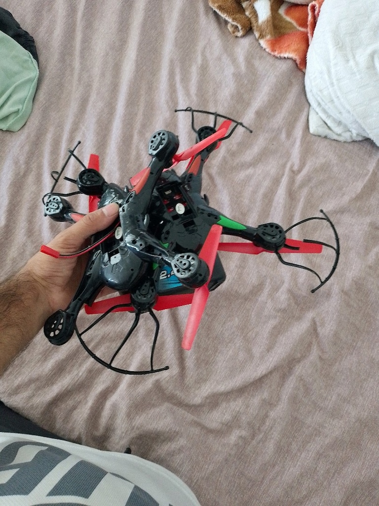 dron - 4