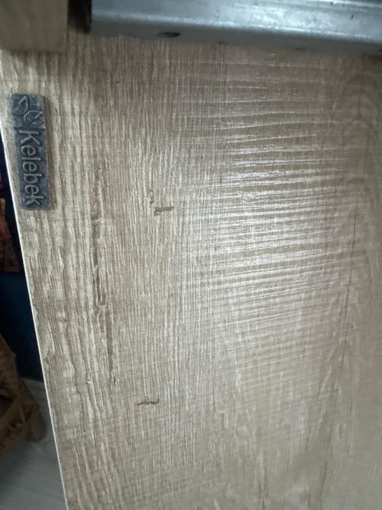 raflı ,kapaklı, sürgülü 2 renk çekmeceli kelebek çalışma masası - 2