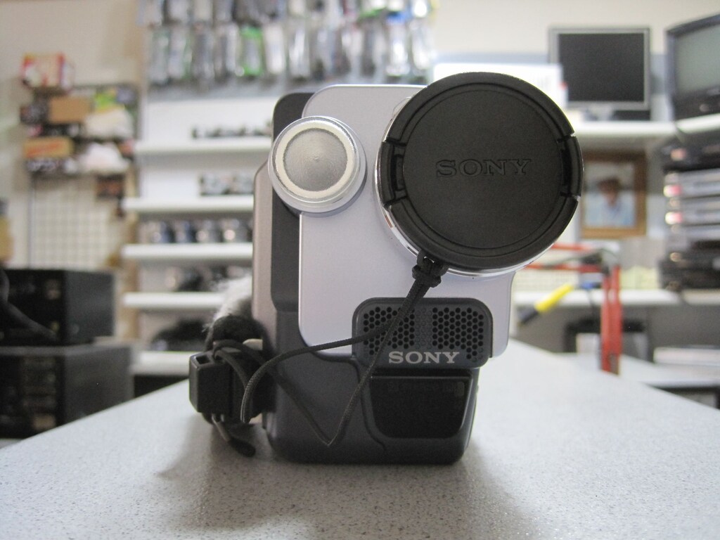 SONY DCR-TRV250 DIGITAL 8 KAMERA GECE GÖRÜŞLÜ KUTUSUNDA - 3