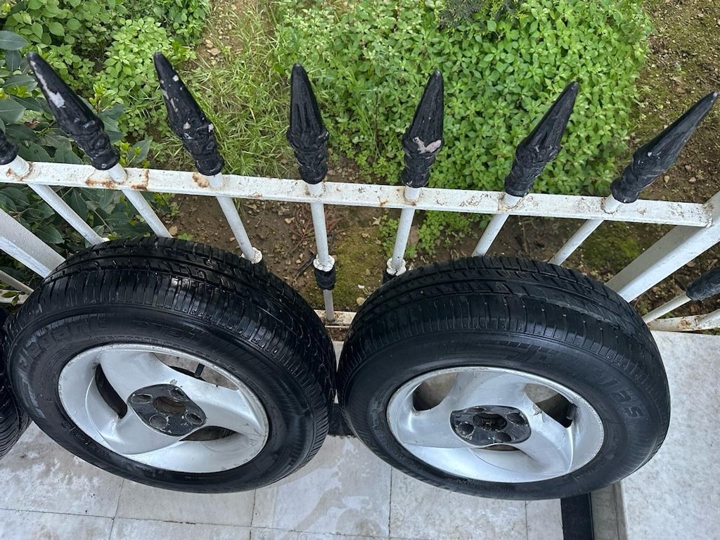 Cumaya bu fiata Sekil 3.kol jant takımı petlas lastik takm 175 70 13 - 8