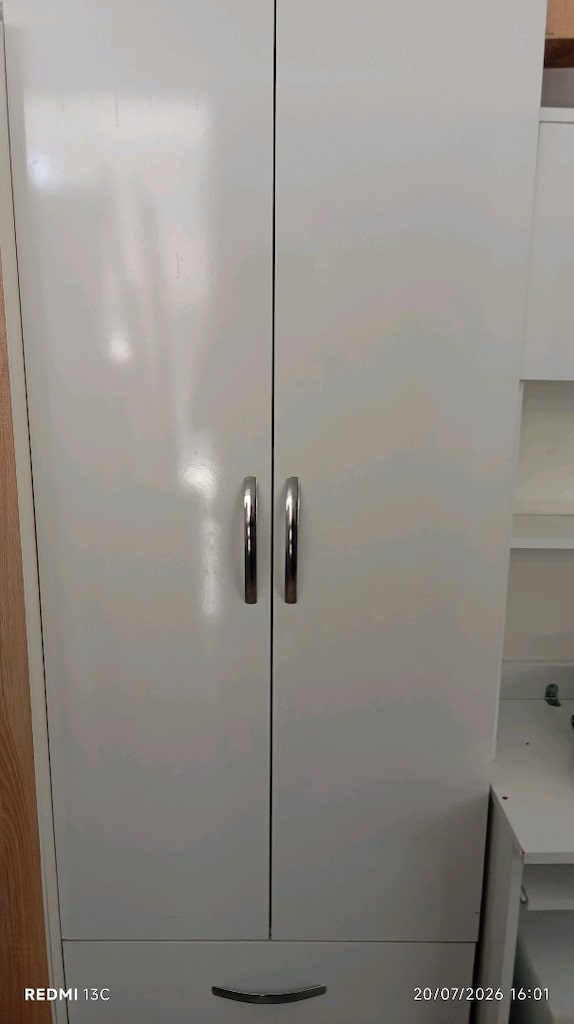 çift kapaklı dolap - 2