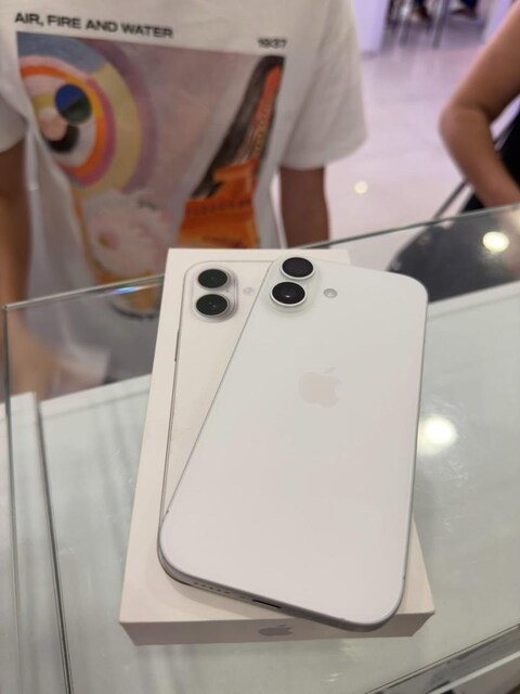 İphone 17 256 GB 23 Ay Garantili