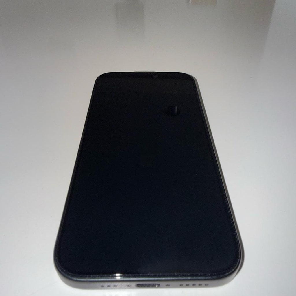 Tertemiz Sıfır ayarında Garantili Iphone 15 128 GB - 9