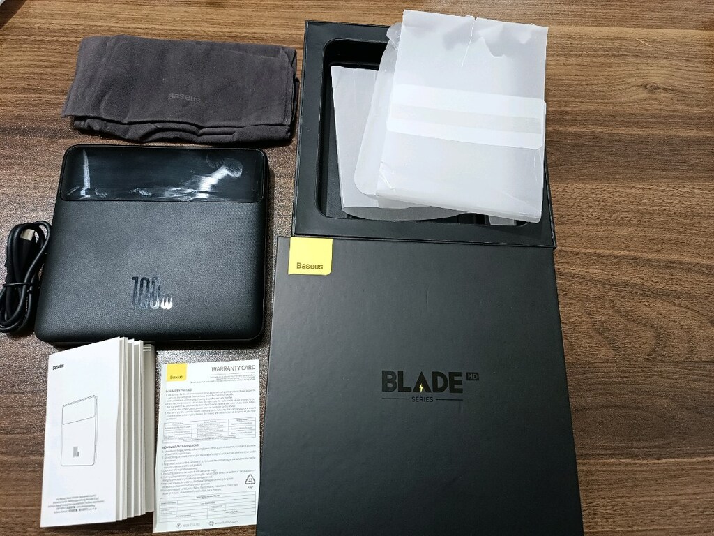 Baseus Blade Power HD Edition Dijital ekranlı 20000mAh Powerbank - 10