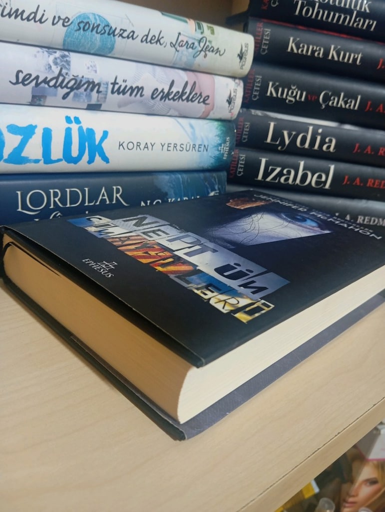 Neptün Cinayetleri Kitabı - 4