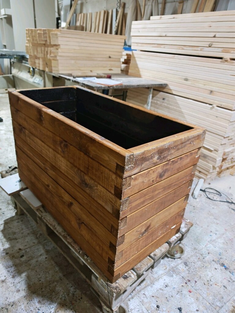 Ahşap Dış Mekan Saksısı İmalattan - 3