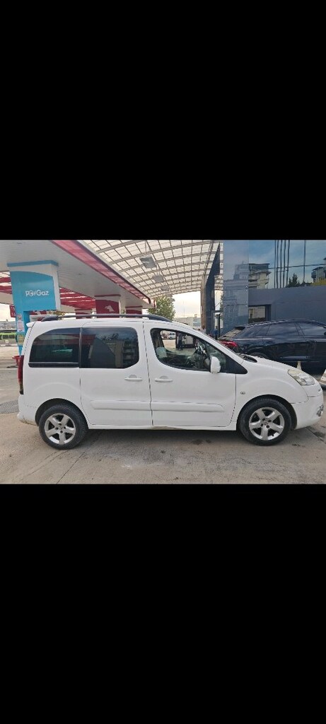 Peugeot partner 2013 allure - 2