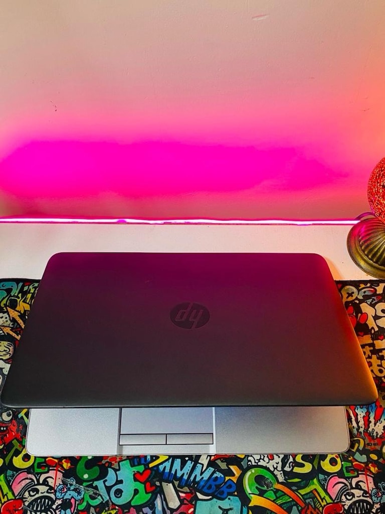 HP- İ5-8GB RAM-256 GB SSD LAPTOP - 2