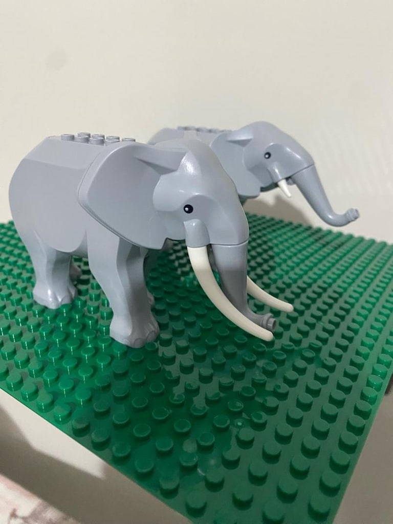 Lego erkek ve dişi fil figürleri - 14