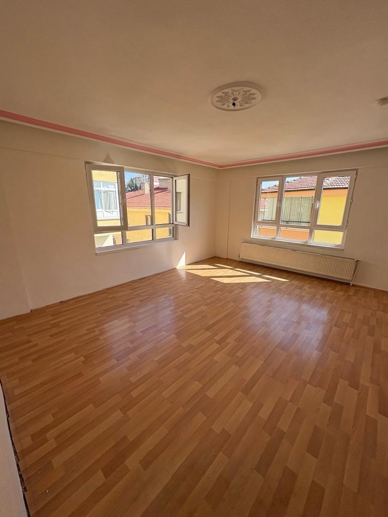 PARKE MUTFAK DOLABI ASPİRATÖR BANYO DOLABI DUŞA KABİN VE 7 ADET KAPI