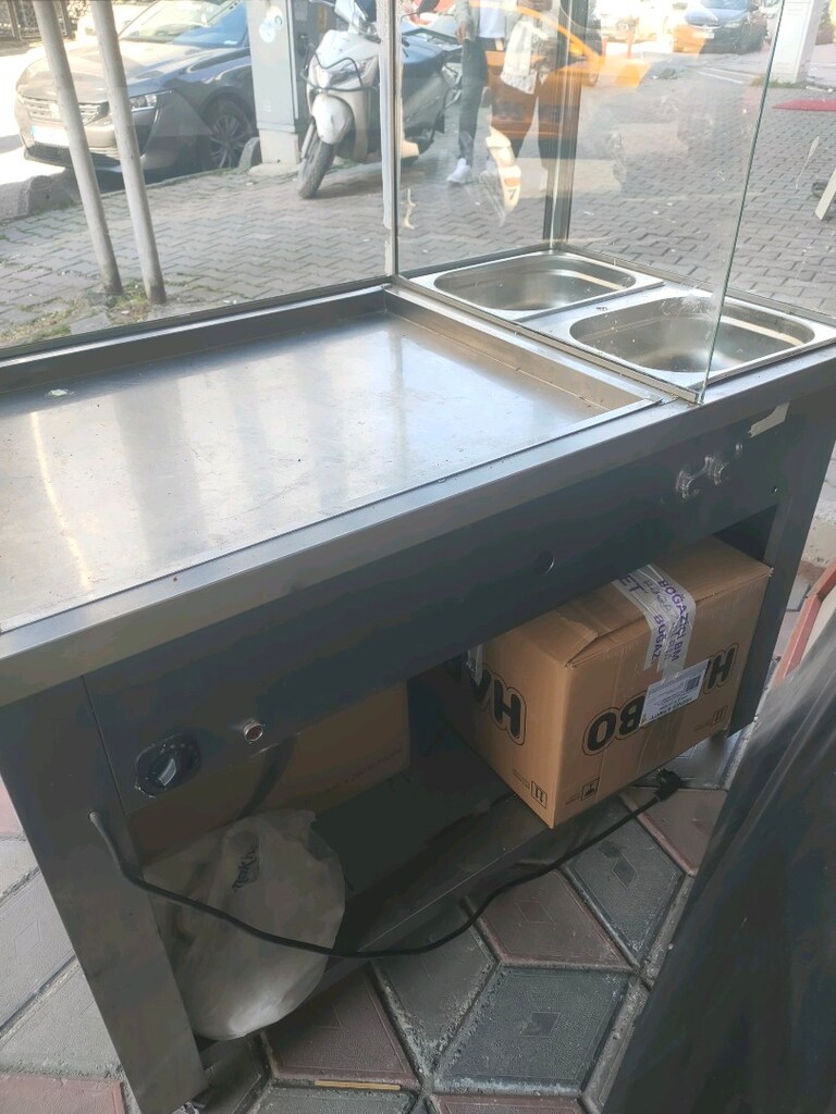 Acil satılık Dukan malzemeleri ve çiğ köfte tezgahı - 4