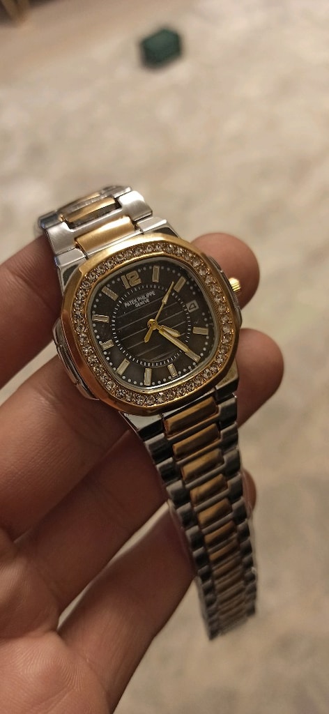 Patek Philippe kadın kol saati - 2