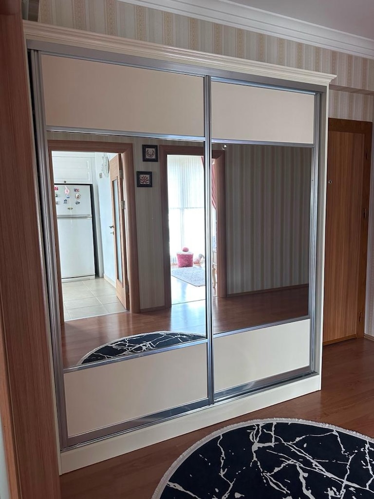 gözlü özel yapım vestiyer