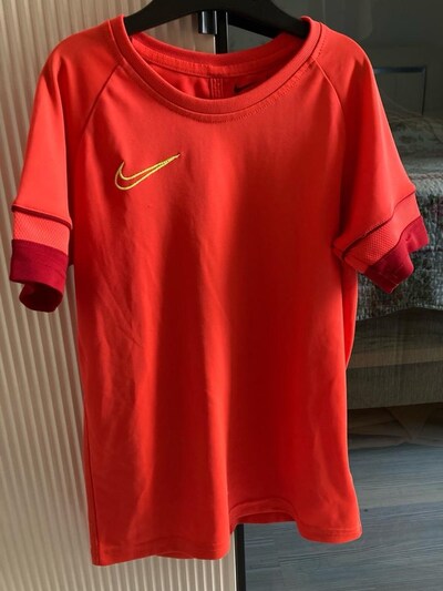 Orjınal Nıke t shirt