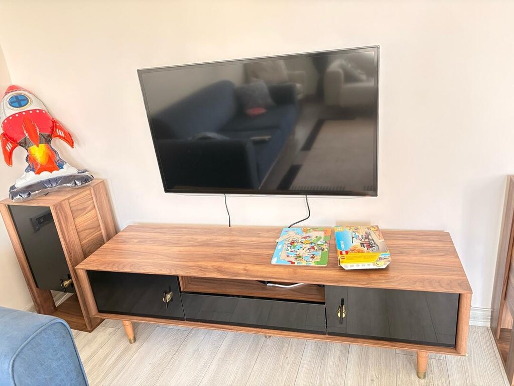 tv ünitesi ve yan konsolları - 2