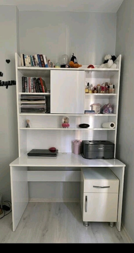 KİTAPLIK MDF sürgülü kapaklı - 2