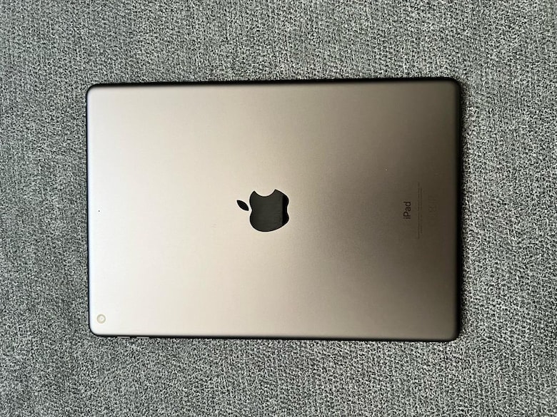 Apple İpad 9.Nesil 64 gb - 2