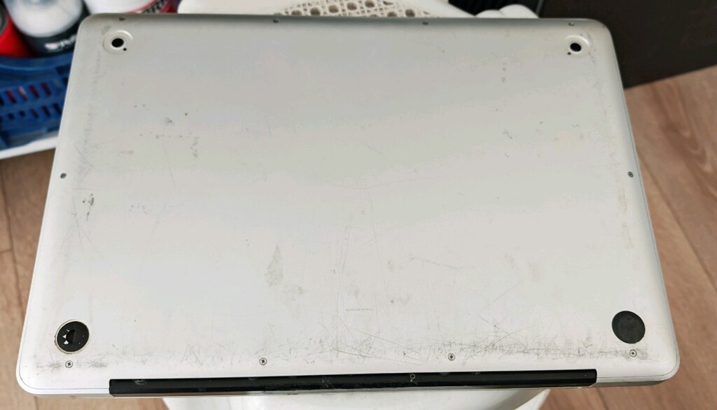 Macbook Pro A1278 (sıvı temaslı) - 2