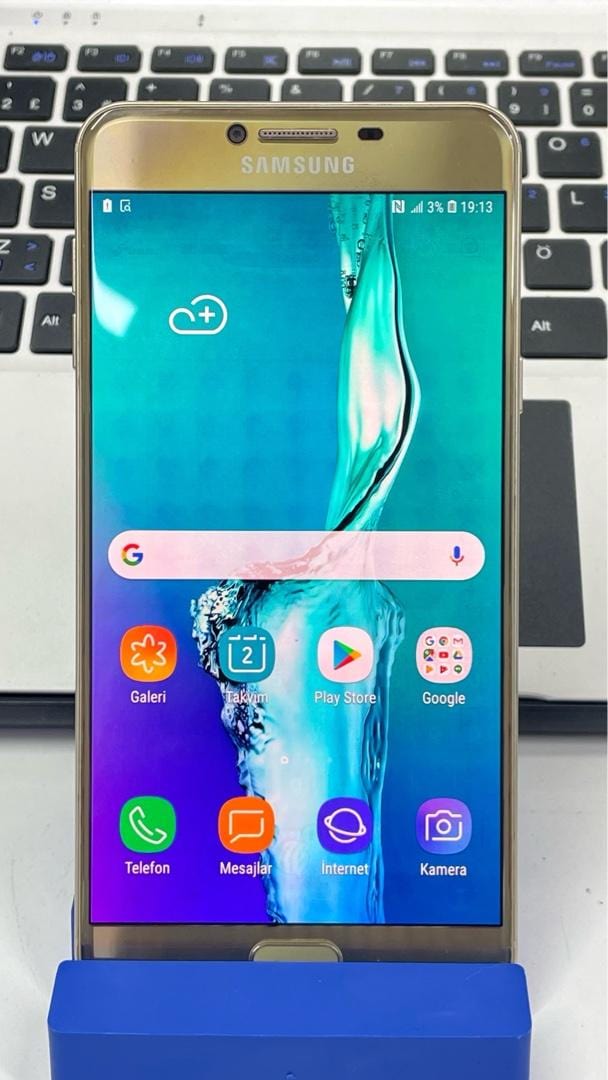 Samsung Galaxy C7 - 2