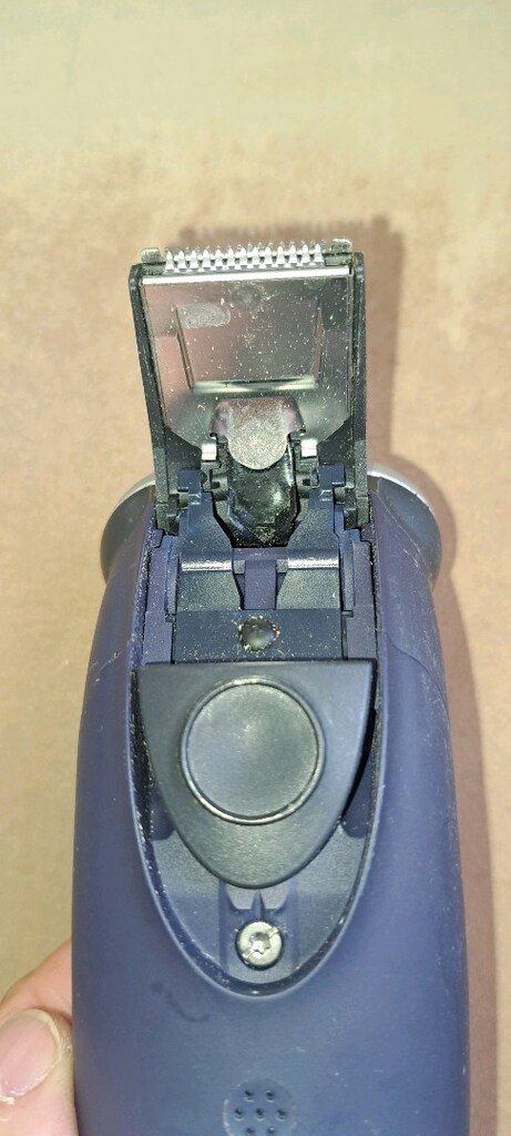 PHILIPS traş makinesi - 4