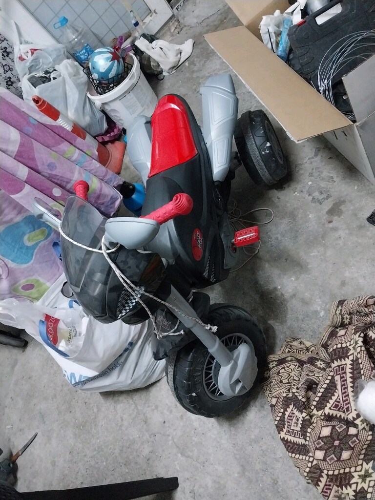 motor görünümlü pedallı çocuk bisikleti - 3