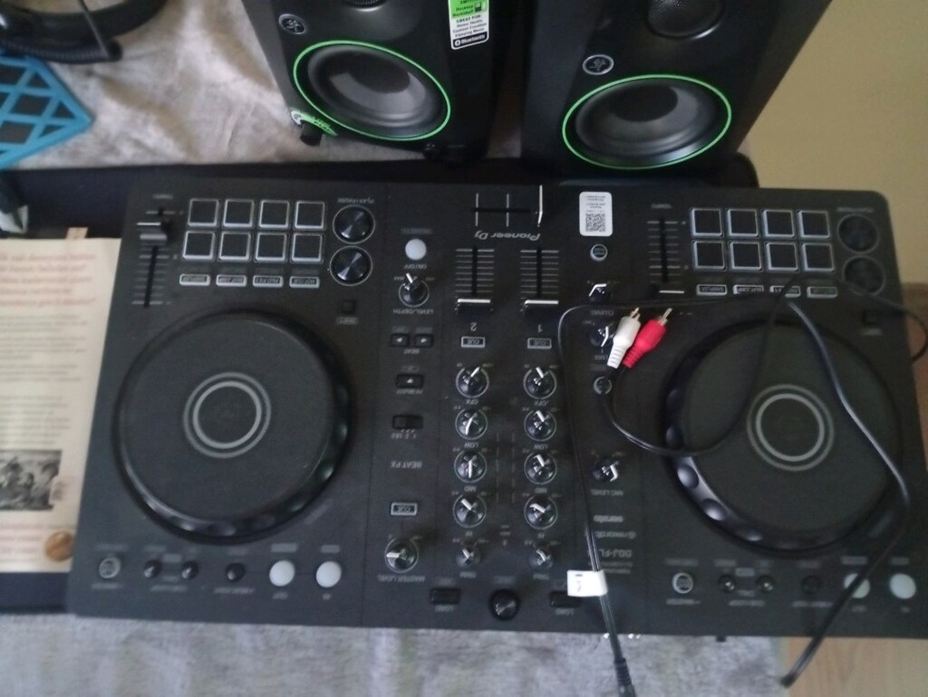 dj malzemesi hoparlör ve ddj flx - 2