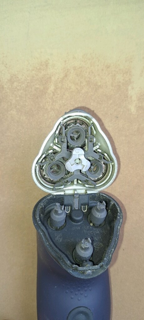 PHILIPS traş makinesi - 7