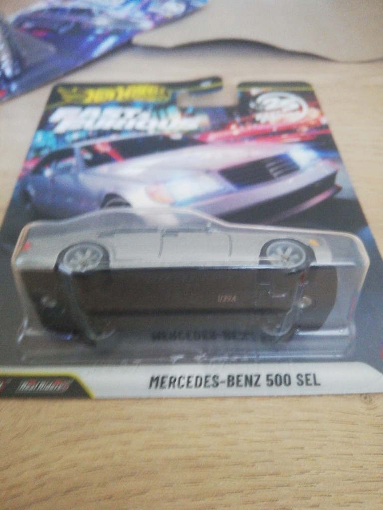 Hot Wheels Premium Fast & Furious Mercedes-Benz 500 SEL 2/5 - 2