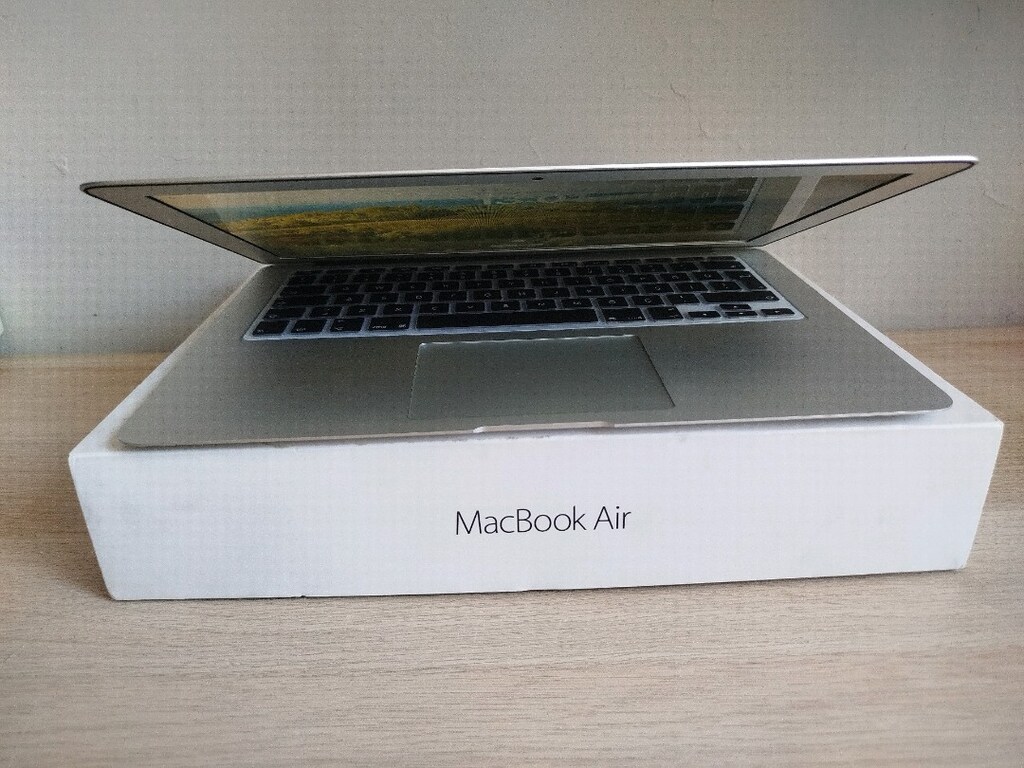 Apple MacBook Air 2015 - 4