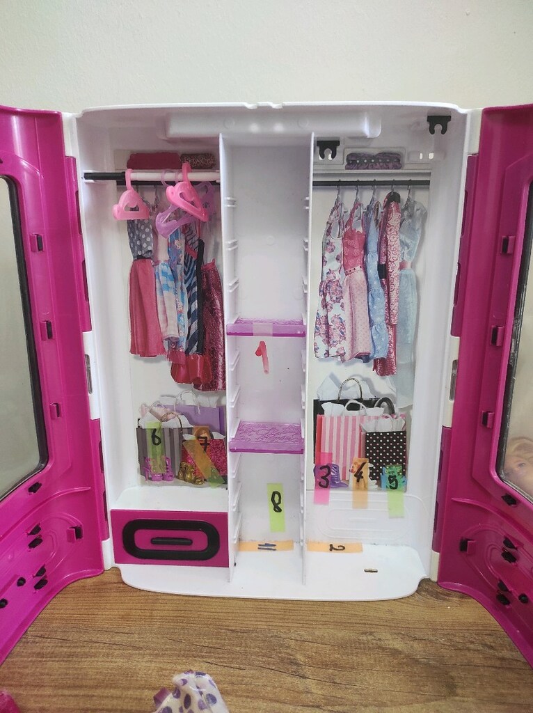 Barbie gardrop - 2