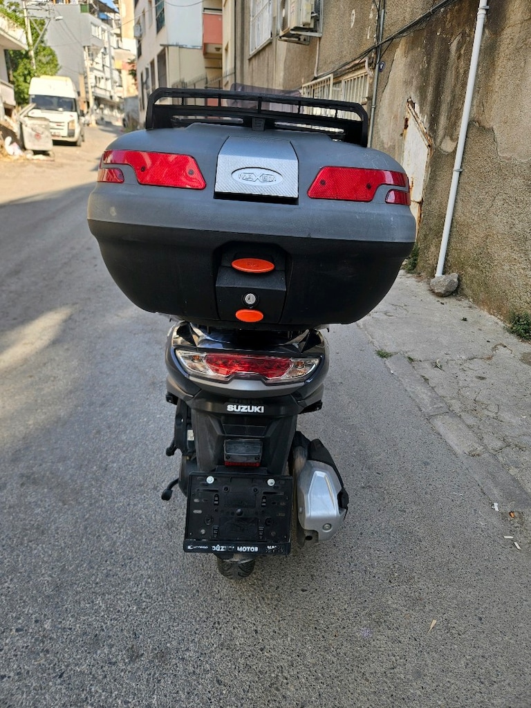 SUZUKİ BURGMAN - 3