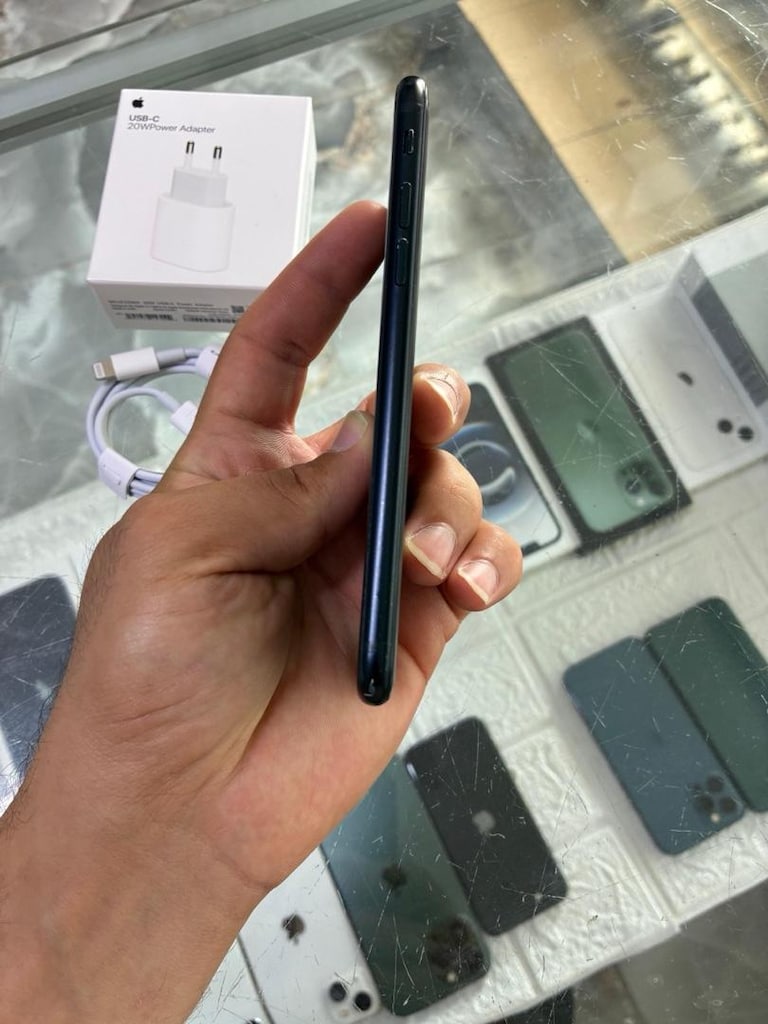 MÜHENDİSCELL’DEN YURTİÇİ İPHONE SE 3. NESİL 2022 MODELİ - 4