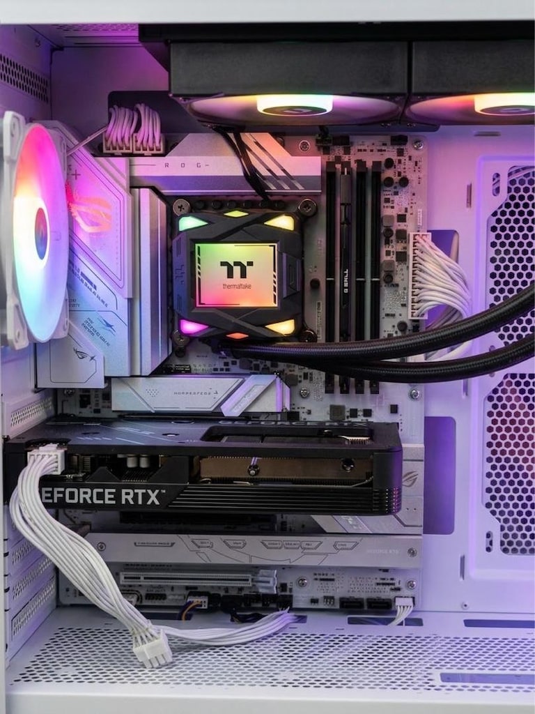 Intel core ultra 5 245kf Asus rog strix b860 Asus Rtx 5060 OC Edition - 2