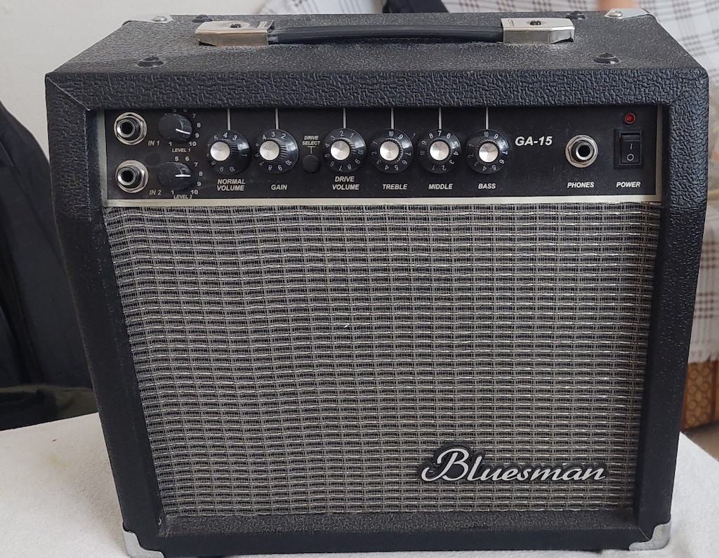 bluesman GA -15 amfi gitar amfisi