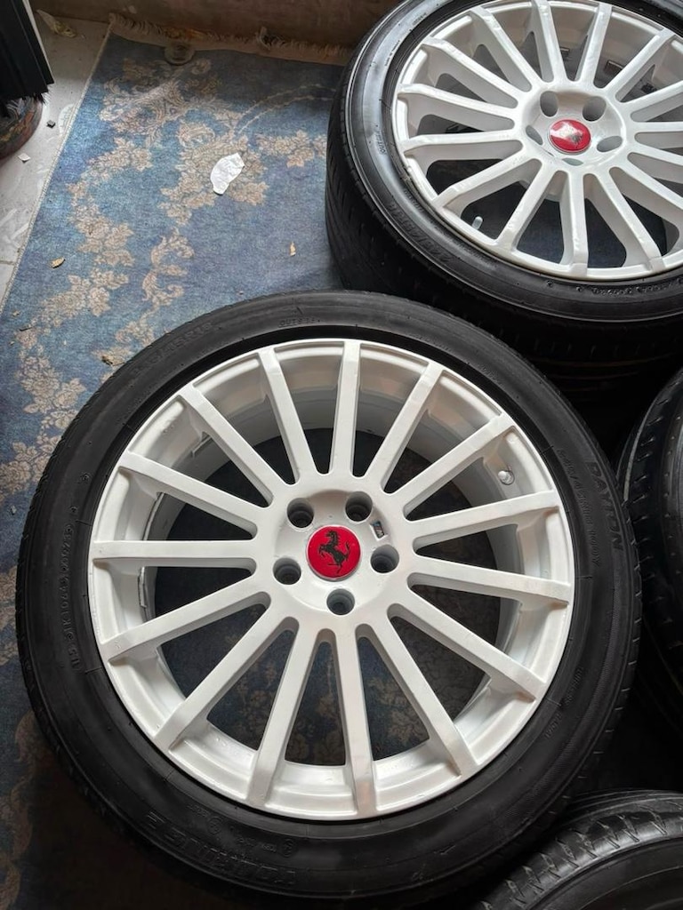 18 inç 5x108 jant takımı - 2