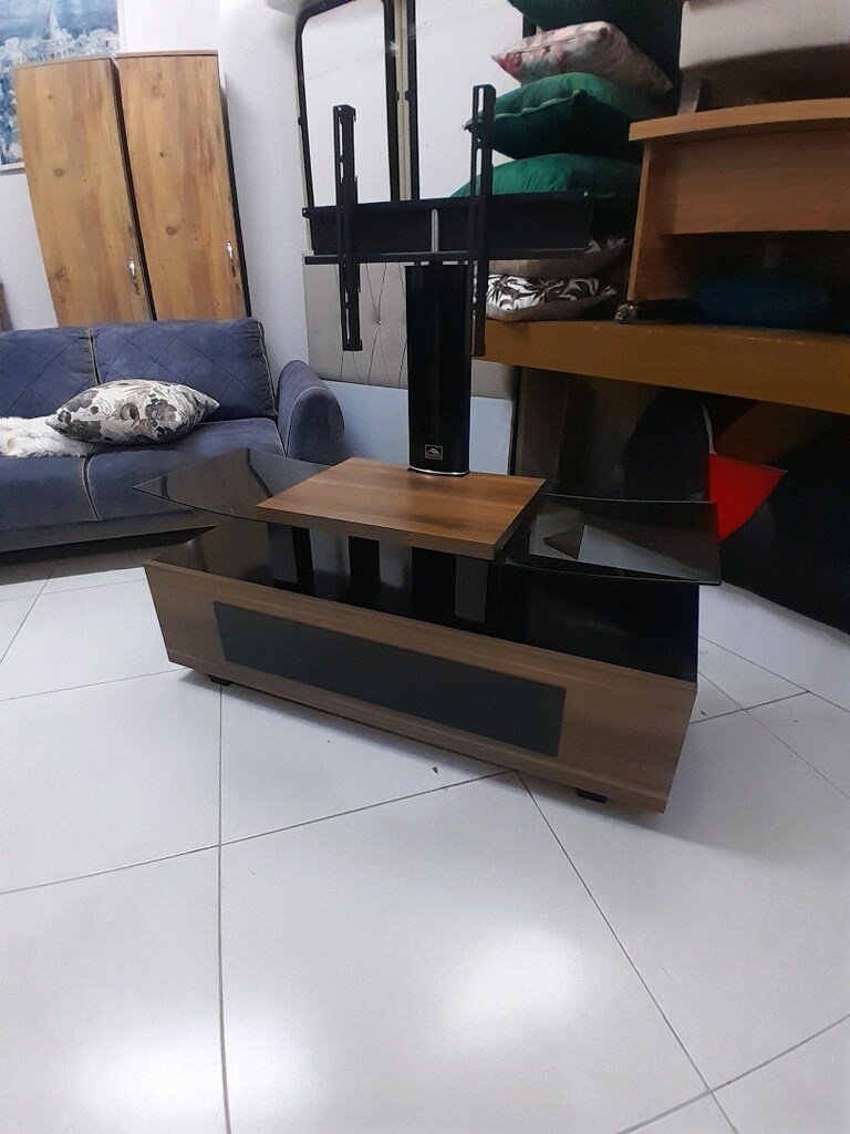sıfır ayarında televizyon sehpası tertemiz görüldüğü gibi - 3