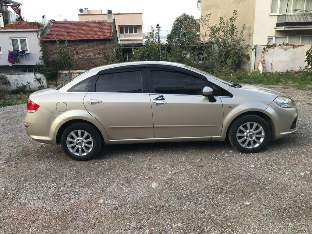 FİAT LİNEA 1.3 MULTİJET URBAN - 5