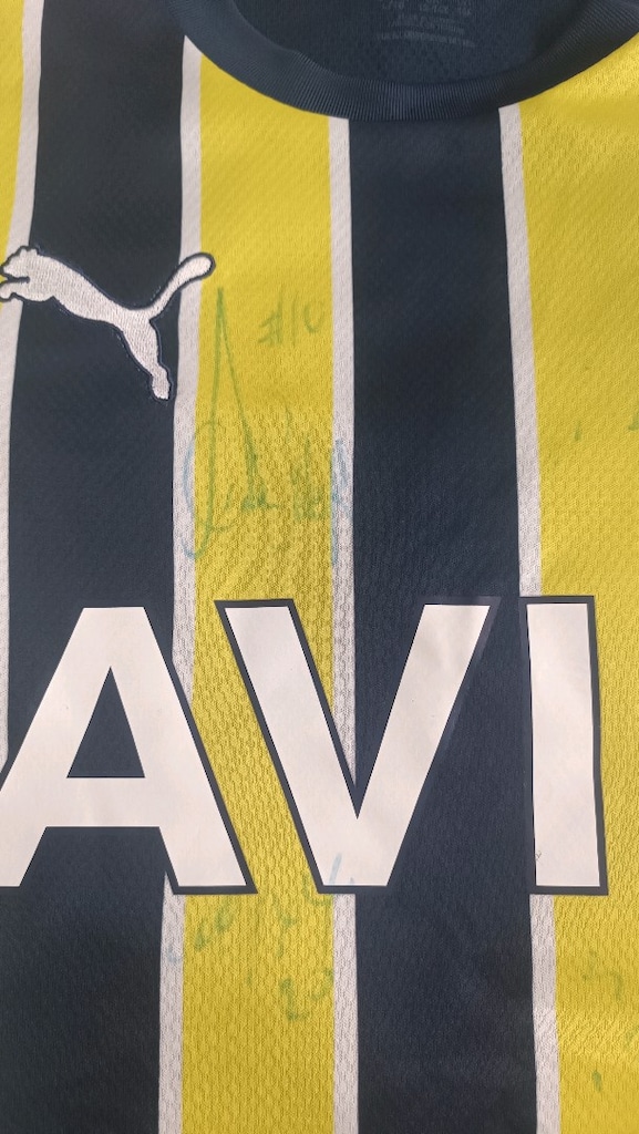 Arda güler imzalı Fenerbahçe forması - 2