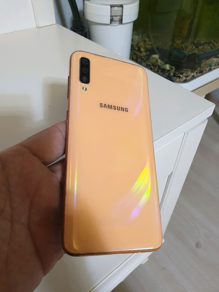 Samsung Galaxy A70 128 GB 6 REM TR Cihaz - 3