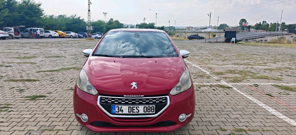 Peugeot 208 gti stock değişensiz hasarsız 2014 çıkışlı - 7