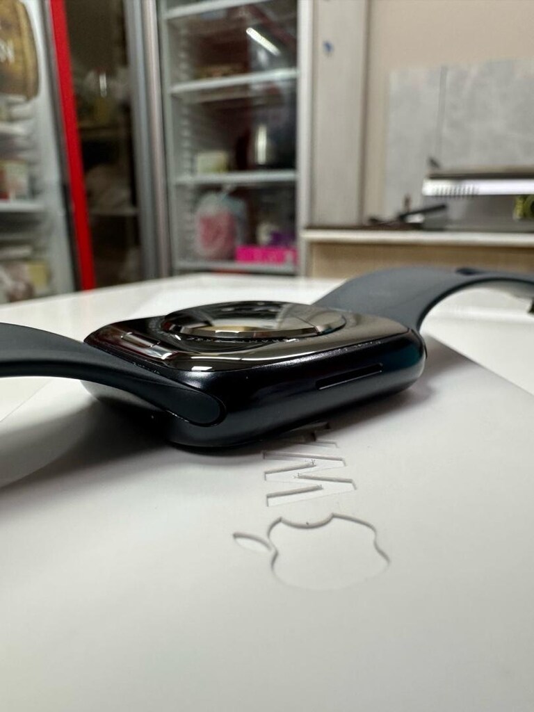 Apple Watch 8 45mm Siyah - 8