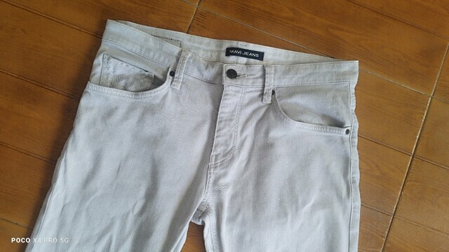 #Mavi jeans pantolon Eni çekilince 46 Boyu 103 Paça 18??