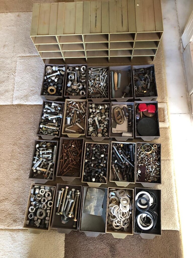 Hırdavat için avadanlıklar. içindekilerle birlikte satılacak. 4000.-tl - 11