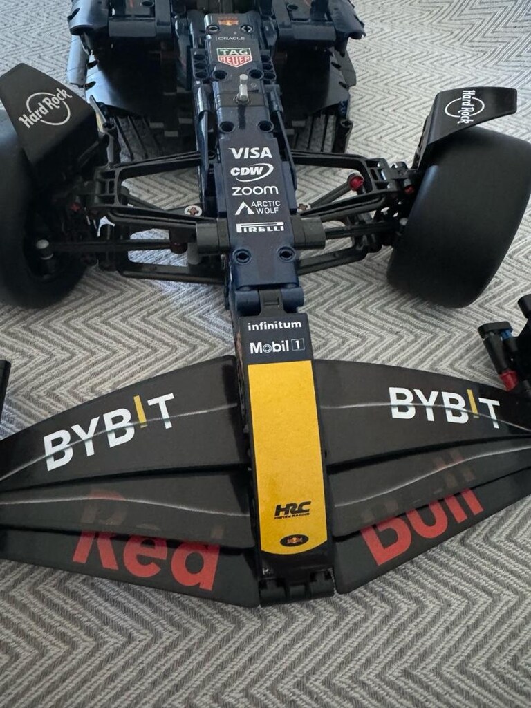 REDBULL RB19 F1 - 10