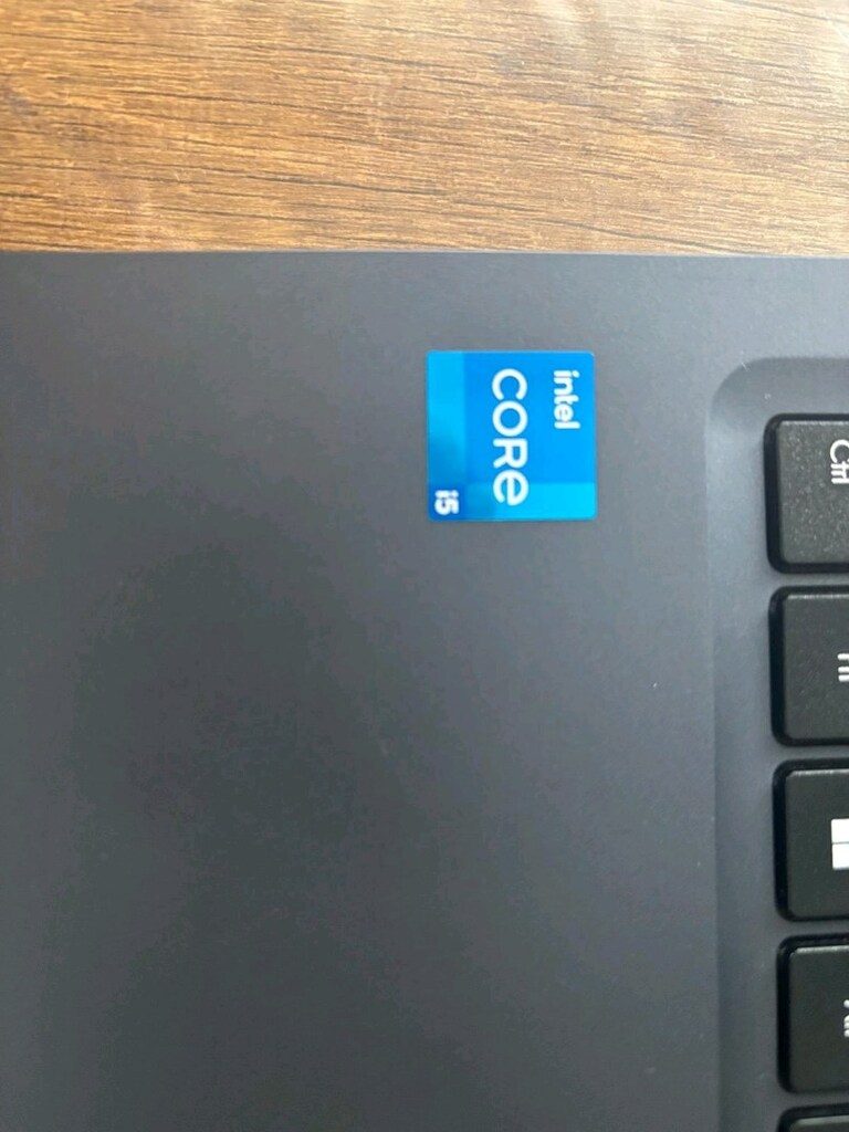 ASUS Vivabook X1502ZA-EJ490W Notebook i5 12. Nesil - 6