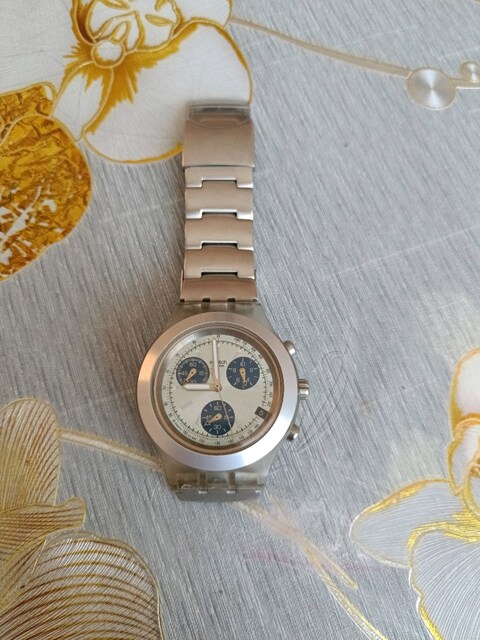 Swatch Diaphane Kronograf Saat