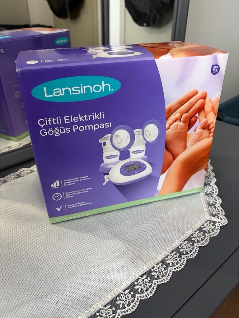 Lansinoh çiftli elektrikli göğüs pompası