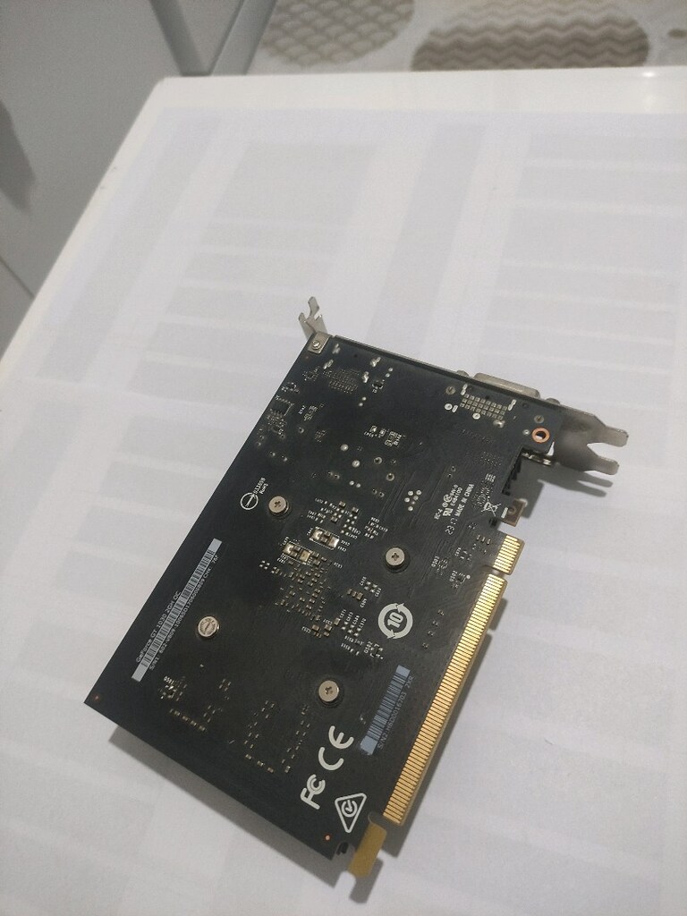 GTX 1030 2 GB gddr5 - 3